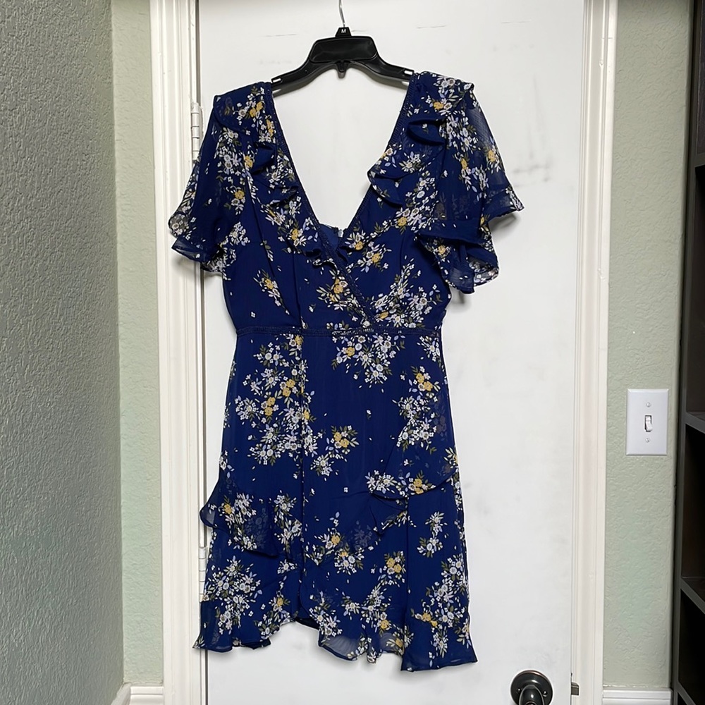 Navy LuLus wrap dress